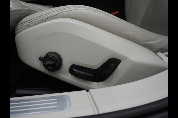 Volvo V90 2.0 T8 AWD Inscription | Panoramadak | Massage | Pilot Assist | HUD | Leder | Keyless | 360 | BLIS | Carplay