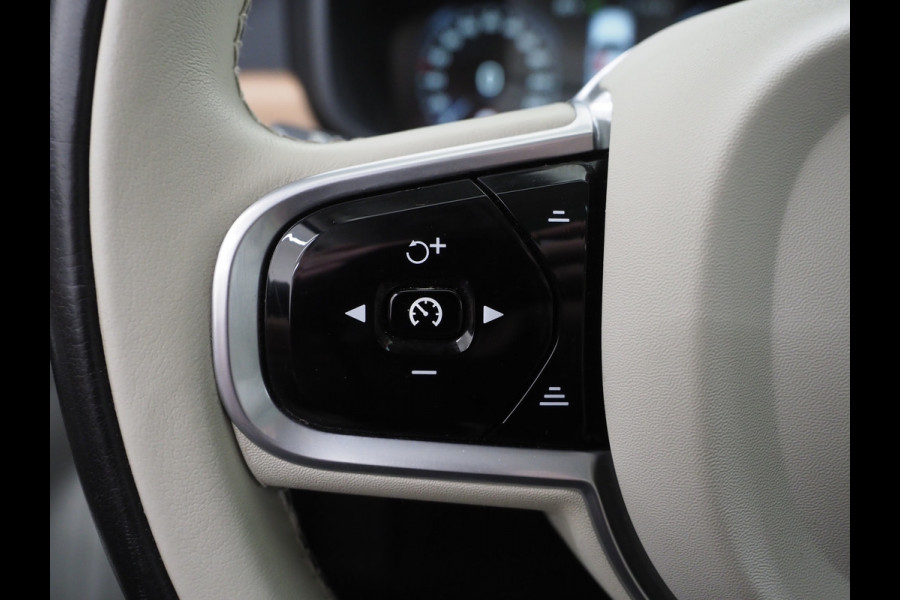 Volvo V90 2.0 T8 AWD Inscription | Panoramadak | Massage | Pilot Assist | HUD | Leder | Keyless | 360 | BLIS | Carplay