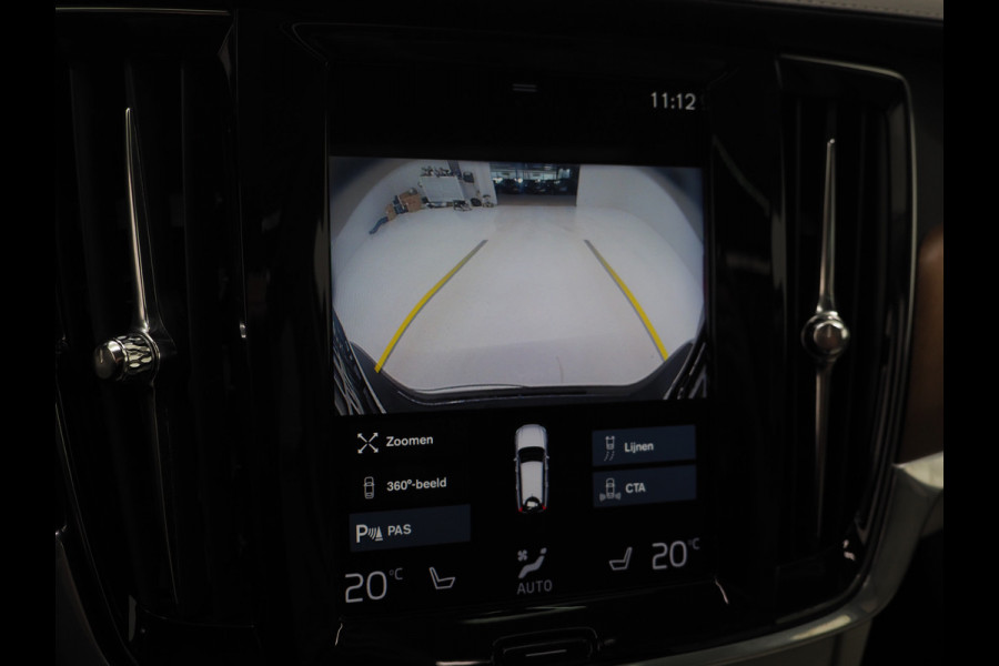 Volvo V90 2.0 T8 AWD Inscription | Panoramadak | Massage | Pilot Assist | HUD | Leder | Keyless | 360 | BLIS | Carplay