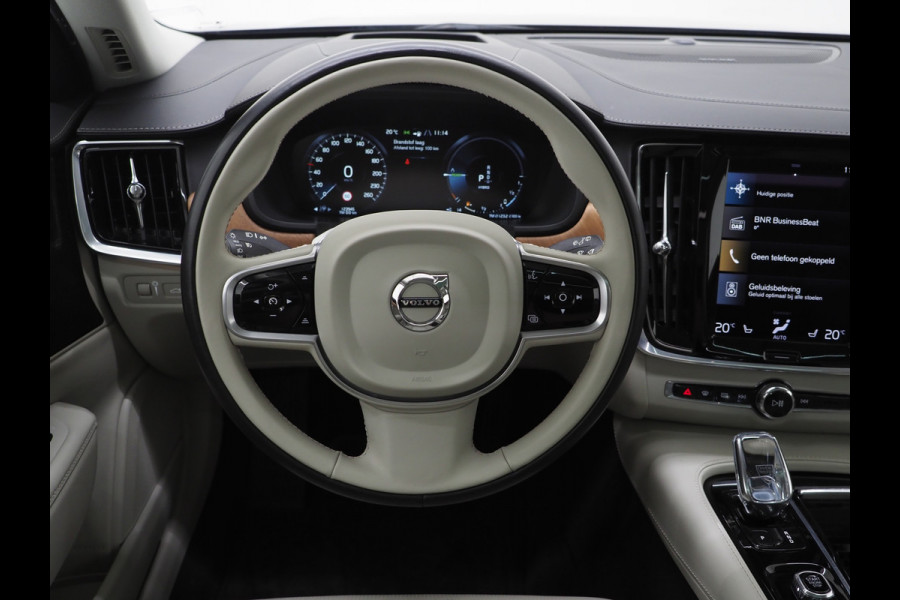 Volvo V90 2.0 T8 AWD Inscription | Panoramadak | Massage | Pilot Assist | HUD | Leder | Keyless | 360 | BLIS | Carplay