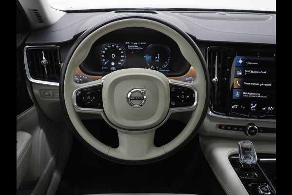 Volvo V90 2.0 T8 AWD Inscription | Panoramadak | Massage | Pilot Assist | HUD | Leder | Keyless | 360 | BLIS | Carplay