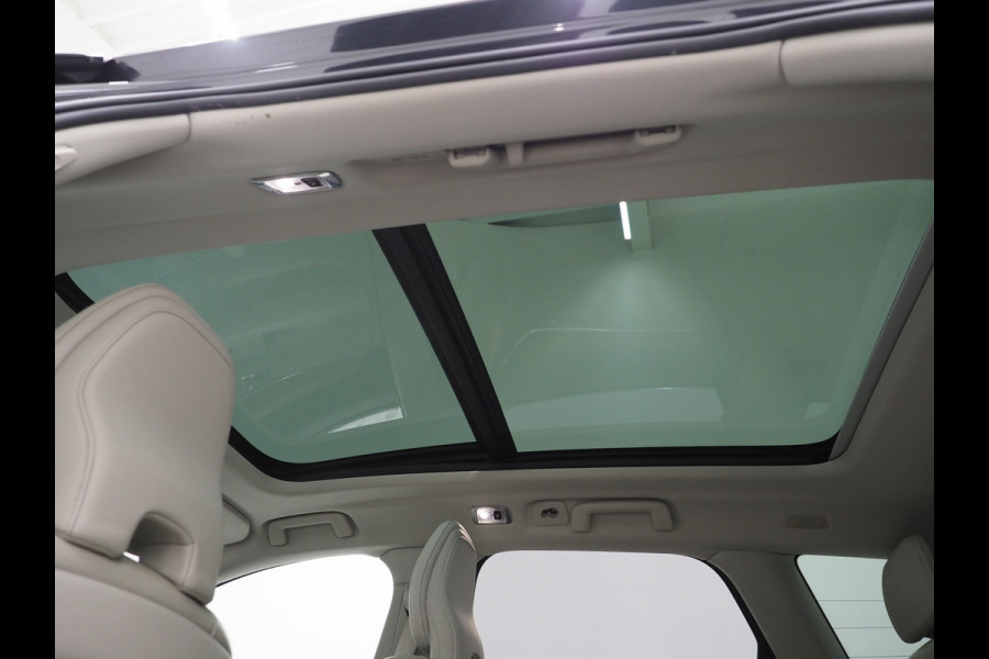 Volvo V90 2.0 T8 AWD Inscription | Panoramadak | Massage | Pilot Assist | HUD | Leder | Keyless | 360 | BLIS | Carplay