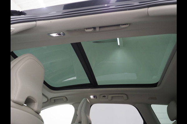 Volvo V90 2.0 T8 AWD Inscription | Panoramadak | Massage | Pilot Assist | HUD | Leder | Keyless | 360 | BLIS | Carplay