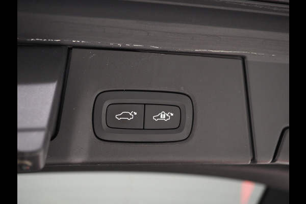 Volvo V90 2.0 T8 AWD Inscription | Panoramadak | Massage | Pilot Assist | HUD | Leder | Keyless | 360 | BLIS | Carplay