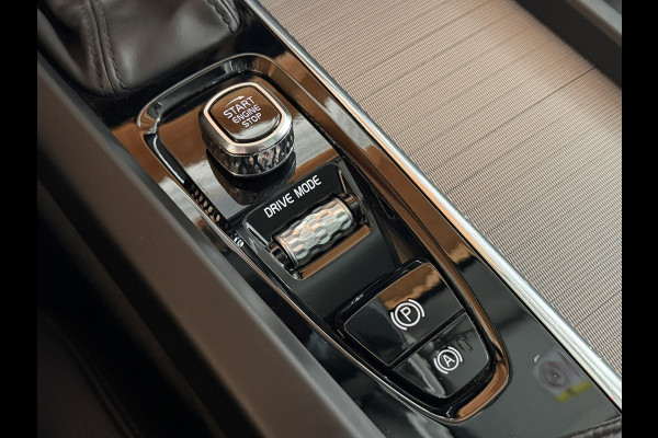 Volvo XC60 2.0 T5 Inscription Automaat Leder Memory Seats Stoelverwarming Trekhaak Carplay Cruise Navigatie