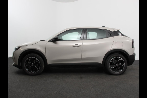 Alfa Romeo junior Elettrica Automaat 156PK Adaptieve Cruise Control LMV 18 inch Full Led Matrix Parkeer senoren Navigatie Apple Carplay / Android auto  Climate Control