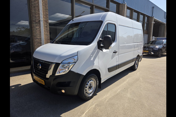 Nissan Interstar 2.3 dCi 150Pk / 110Kw L2/H2 Airco Cruise Achteruitrijcamera Trekhaak 2500 Kg