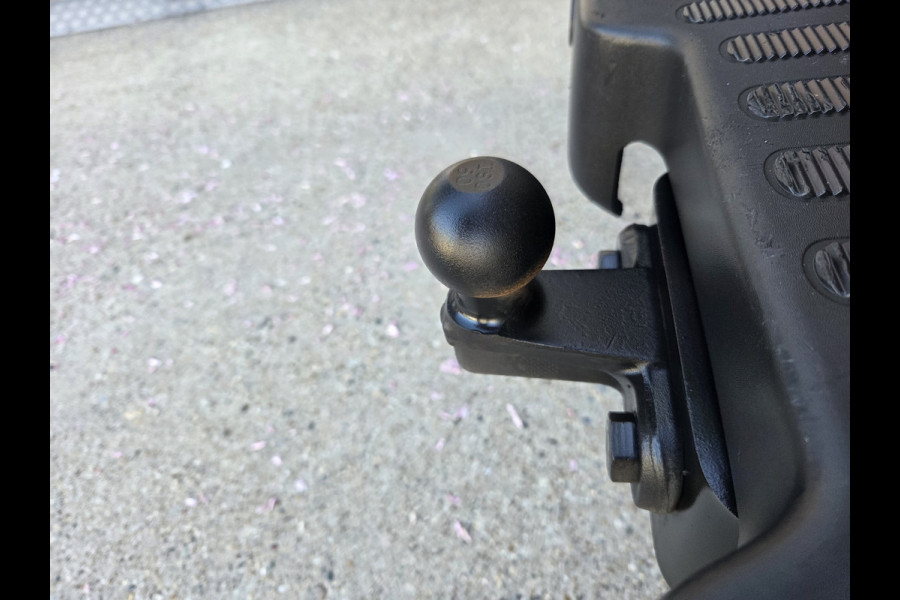 Nissan Interstar 2.3 dCi 150Pk / 110Kw L2/H2 Airco Cruise Achteruitrijcamera Trekhaak 2500 Kg