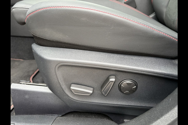Ford Kuga 2.5 PHEV ST-Line X PANODAK! TECHPACK! WINTERPACK!