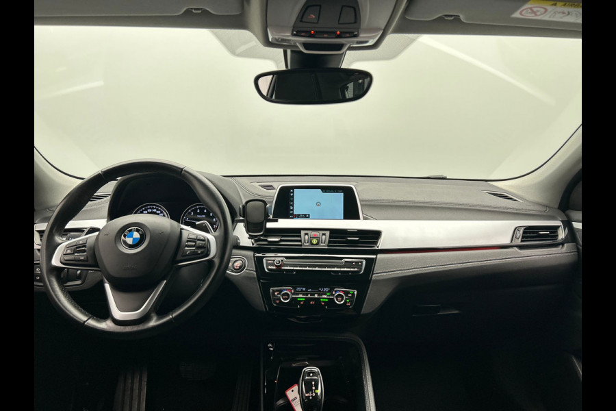 BMW X2 SDrive20i High Executive Automaat | Trekhaak | Navigatie | Climate-control | Cruise-control | Stoelverwarming |