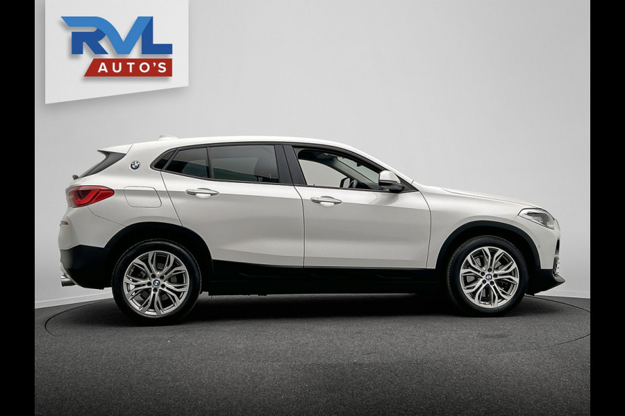 BMW X2 SDrive20i High Executive Automaat | Trekhaak | Navigatie | Climate-control | Cruise-control | Stoelverwarming |