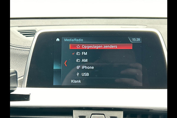 BMW X2 SDrive20i High Executive Automaat | Trekhaak | Navigatie | Climate-control | Cruise-control | Stoelverwarming |