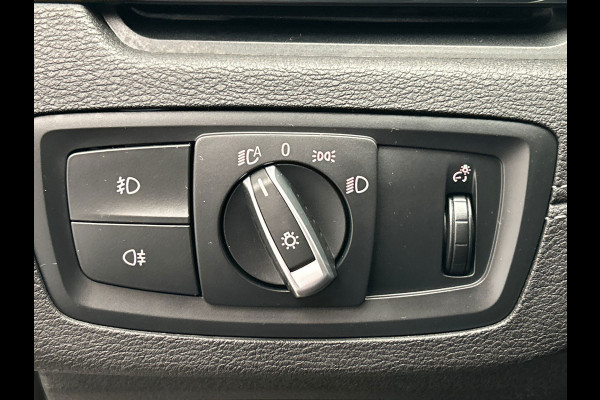 BMW X2 SDrive20i High Executive Automaat | Trekhaak | Navigatie | Climate-control | Cruise-control | Stoelverwarming |