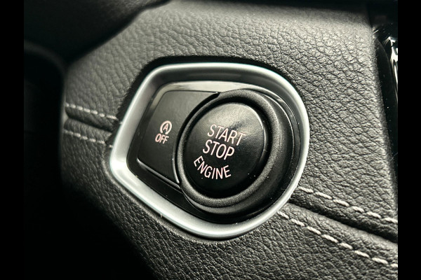 BMW X2 SDrive20i High Executive Automaat | Trekhaak | Navigatie | Climate-control | Cruise-control | Stoelverwarming |
