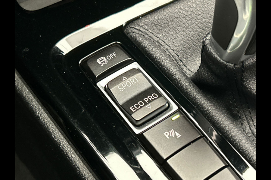 BMW X2 SDrive20i High Executive Automaat | Trekhaak | Navigatie | Climate-control | Cruise-control | Stoelverwarming |