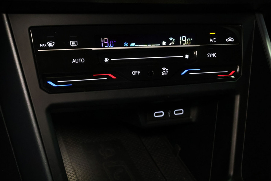Volkswagen Polo 1.0 TSI R-Line Business DSG CARPLAY ACC PANO CAMERA CLIMA '22