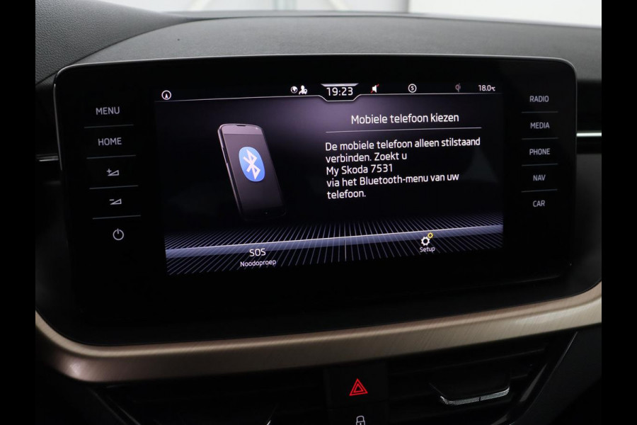 Škoda SCALA 1.0 TSI Business Edition | Automaat | Stoelverwarming | Adaptive cruise | Trekhaak | Carplay | Keyless | Climate control | Navigatie | Parkeerhulp | Virtual Cockpit