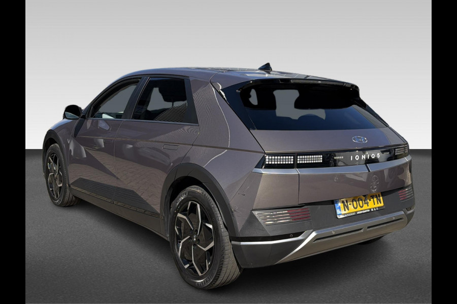 Hyundai IONIQ 5 Connect+ 73kWh Incl. Warmtepomp | Elektrisch verstelbare voorstoelen | Lederen bekleding