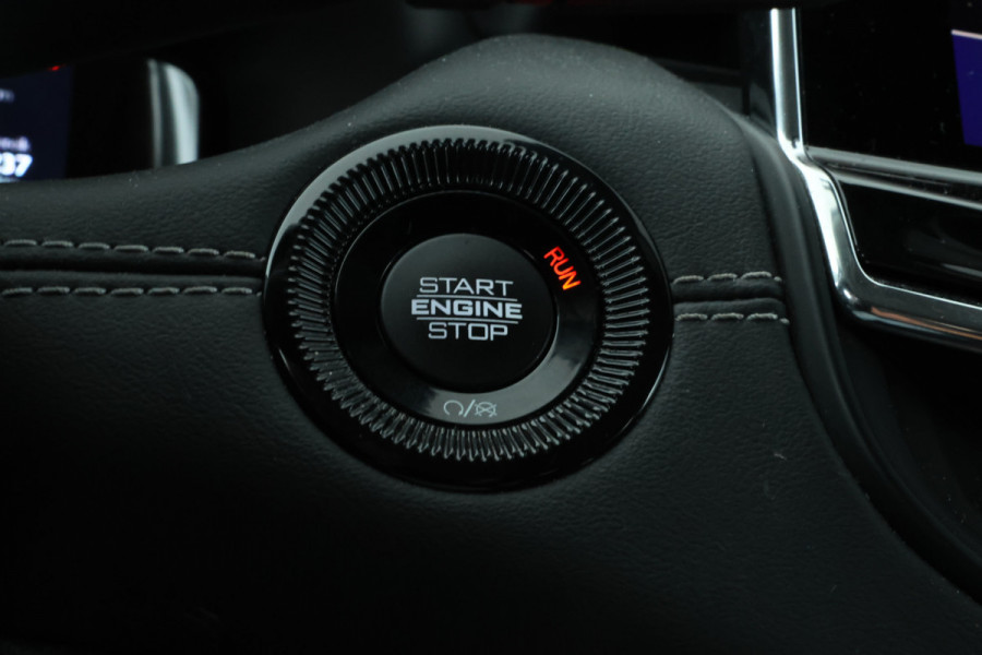 Jeep Compass 4xe 240 Plug-in Hybrid Electric 80th Anniversary Trekhaak, Automaat, Full Black!