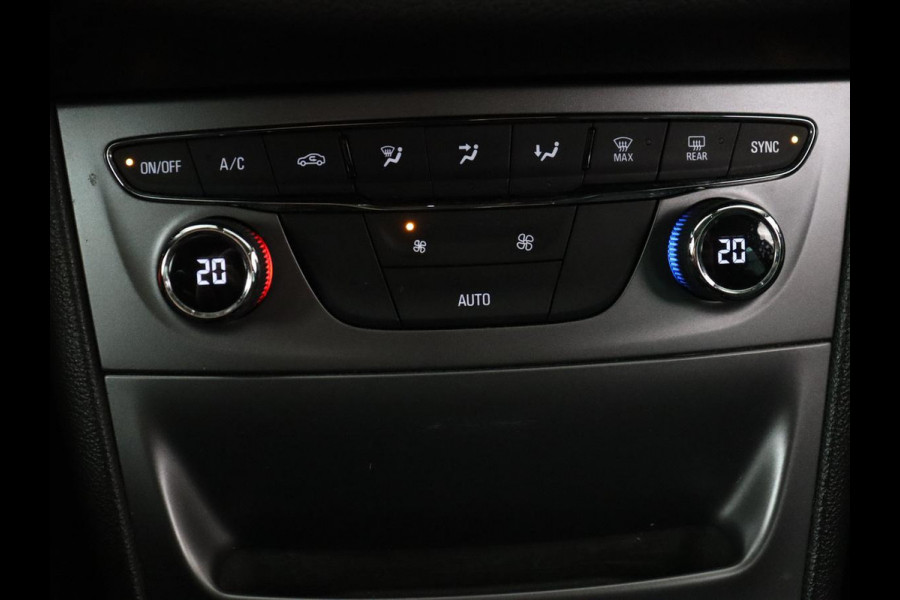 Opel Astra 1.0 Turbo Online Edition | Carplay | Navigatie | Climate control | Parkeerhulp | Cruise control | Bluetooth | Getint glas