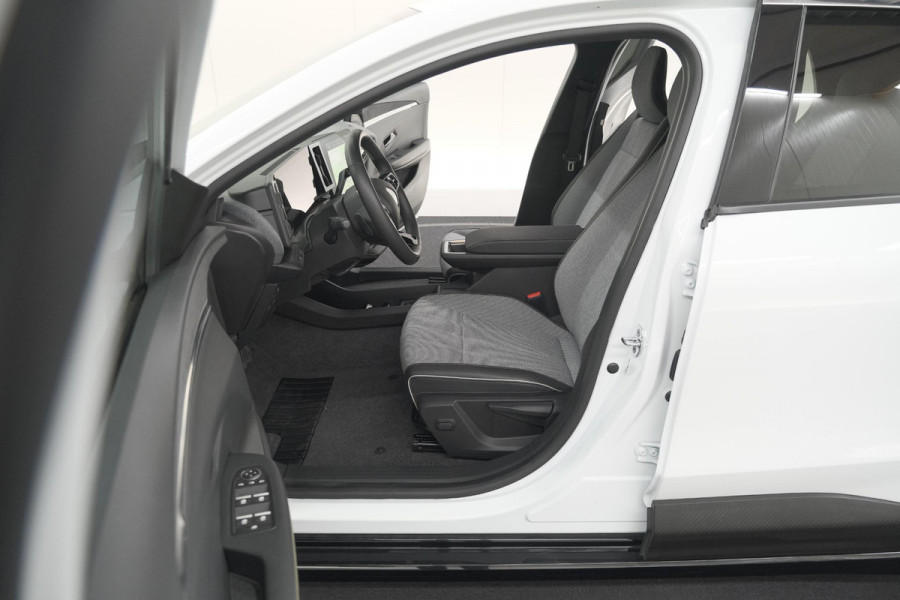 Renault Mégane E-Tech EV40 Boost Charge Techno | Camera | Dodehoekdetectie | Adaptieve Cruise Control | SOH = 92.8%