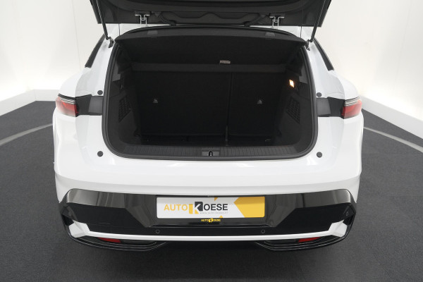 Renault Mégane E-Tech EV40 Boost Charge Techno | Camera | Dodehoekdetectie | Adaptieve Cruise Control | SOH = 92.8%