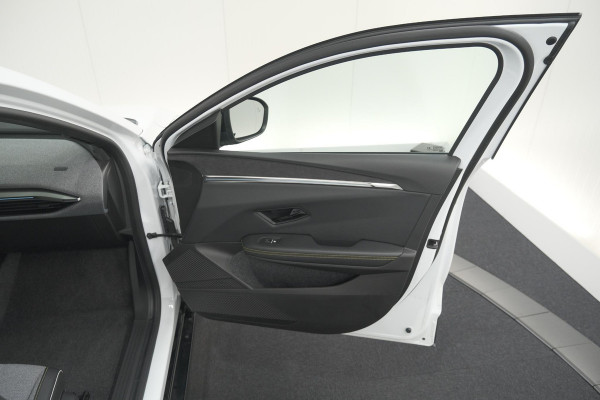 Renault Mégane E-Tech EV40 Boost Charge Techno | Camera | Dodehoekdetectie | Adaptieve Cruise Control | SOH = 92.8%