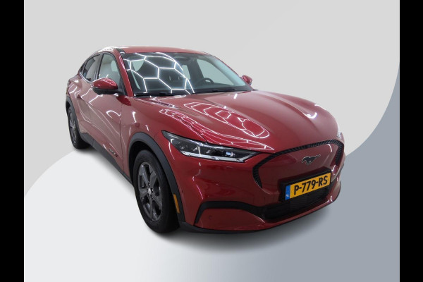 Ford Mustang Mach-E Extended RWD 98 kWh | 32.000 KM | SOH 96,5 % | Technology Pack | WORDT VERWACHT!