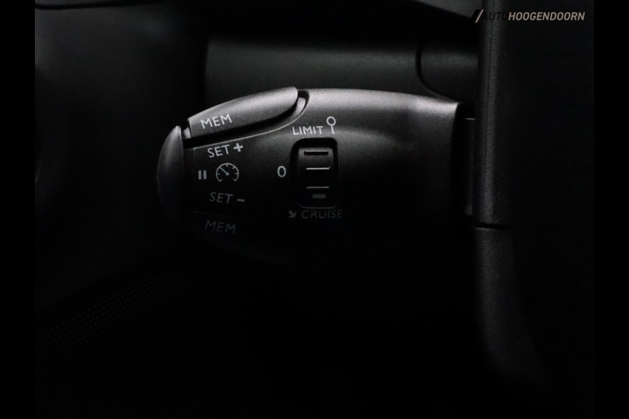 Citroën C3 1.2 PureTech Business Luxe (APPLE CARPLAY,PARKEERSENSOREN,CRUISE CONTROL,NAVIGATIE,CLIMATE,COMFORTSTOELEN,TOPCONDITIE)