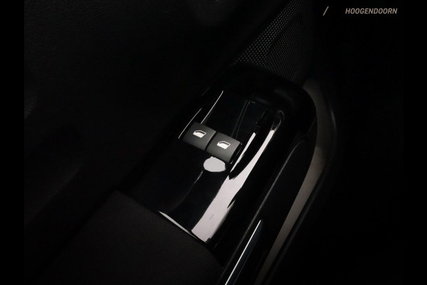 Citroën C3 1.2 PureTech Business Luxe (APPLE CARPLAY,PARKEERSENSOREN,CRUISE CONTROL,NAVIGATIE,CLIMATE,COMFORTSTOELEN,TOPCONDITIE)