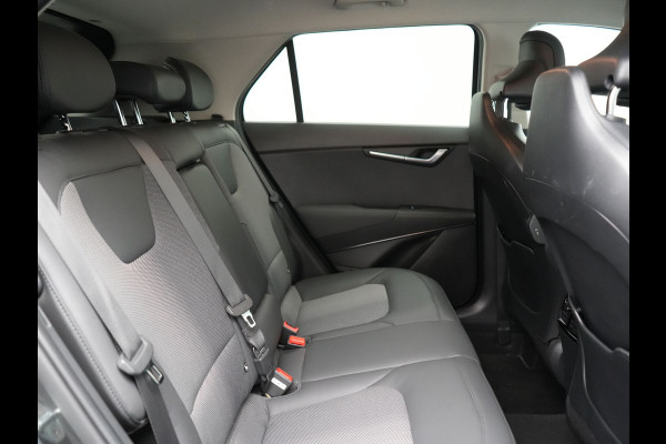 Kia Niro 1.6 GDi DynamicLine PHEV 182pk Dealer O.H. | Adaptive Cruise | Camera | Sportstoelen & Stuur Verwarmd | Sfeerverlichting | Apple Carplay | Keyless | Blis | Navigatie | DAB | LED Koplampen | Virtual | Plug In Hybrid |