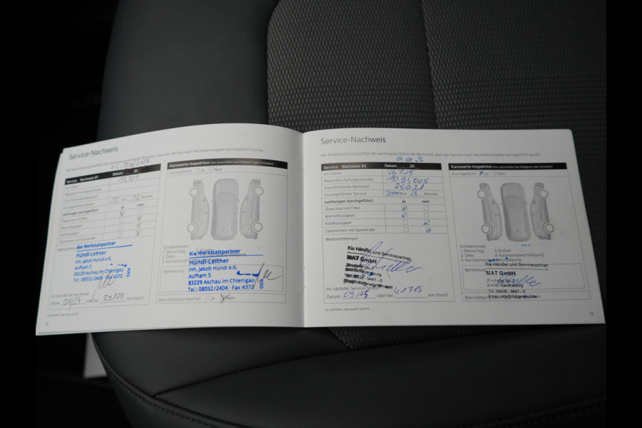 Kia Niro 1.6 GDi DynamicLine PHEV 182pk Dealer O.H. | Adaptive Cruise | Camera | Sportstoelen & Stuur Verwarmd | Sfeerverlichting | Apple Carplay | Keyless | Blis | Navigatie | DAB | LED Koplampen | Virtual | Plug In Hybrid |