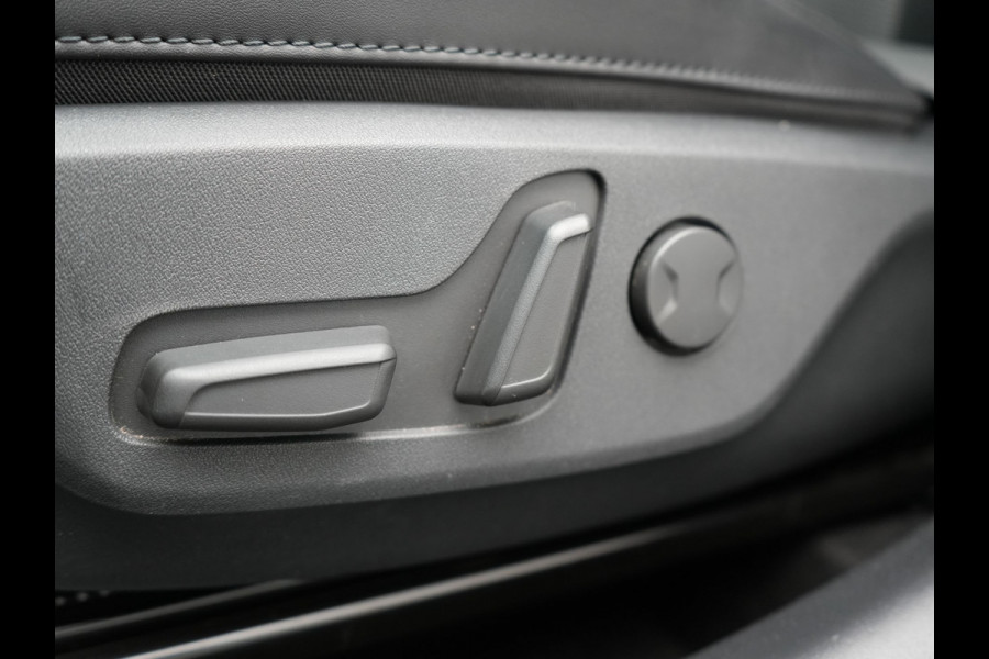 Kia Niro 1.6 GDi DynamicLine PHEV 182pk Dealer O.H. | Adaptive Cruise | Camera | Sportstoelen & Stuur Verwarmd | Sfeerverlichting | Apple Carplay | Keyless | Blis | Navigatie | DAB | LED Koplampen | Virtual | Plug In Hybrid |