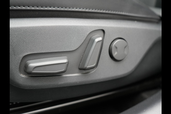 Kia Niro 1.6 GDi DynamicLine PHEV 182pk Dealer O.H. | Adaptive Cruise | Camera | Sportstoelen & Stuur Verwarmd | Sfeerverlichting | Apple Carplay | Keyless | Blis | Navigatie | DAB | LED Koplampen | Virtual | Plug In Hybrid |