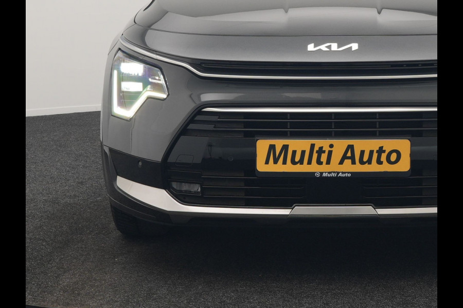 Kia Niro 1.6 GDi DynamicLine PHEV 182pk Dealer O.H. | Adaptive Cruise | Camera | Sportstoelen & Stuur Verwarmd | Sfeerverlichting | Apple Carplay | Keyless | Blis | Navigatie | DAB | LED Koplampen | Virtual | Plug In Hybrid |