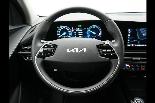 Kia Niro 1.6 GDi DynamicLine PHEV 182pk Dealer O.H. | Adaptive Cruise | Camera | Sportstoelen & Stuur Verwarmd | Sfeerverlichting | Apple Carplay | Keyless | Blis | Navigatie | DAB | LED Koplampen | Virtual | Plug In Hybrid |