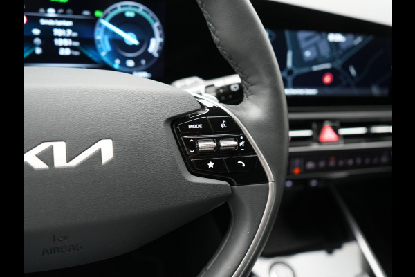 Kia Niro 1.6 GDi DynamicLine PHEV 182pk Dealer O.H. | Adaptive Cruise | Camera | Sportstoelen & Stuur Verwarmd | Sfeerverlichting | Apple Carplay | Keyless | Blis | Navigatie | DAB | LED Koplampen | Virtual | Plug In Hybrid |