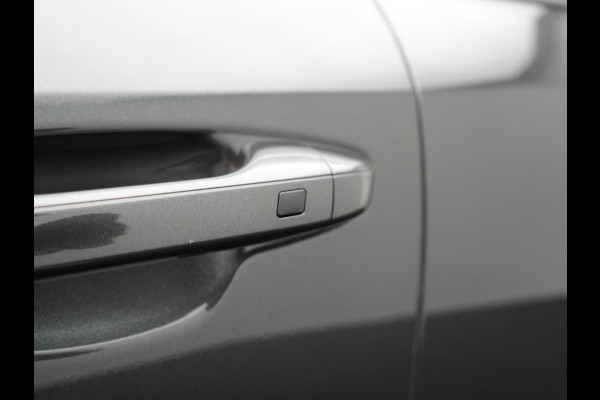 Kia Niro 1.6 GDi DynamicLine PHEV 182pk Dealer O.H. | Adaptive Cruise | Camera | Sportstoelen & Stuur Verwarmd | Sfeerverlichting | Apple Carplay | Keyless | Blis | Navigatie | DAB | LED Koplampen | Virtual | Plug In Hybrid |