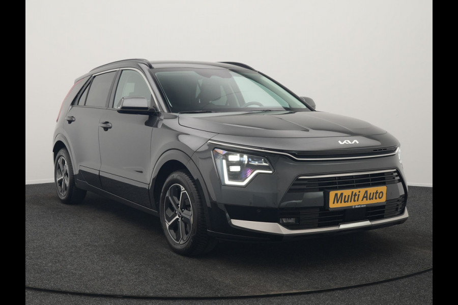 Kia Niro 1.6 GDi DynamicLine PHEV 182pk Dealer O.H. | Adaptive Cruise | Camera | Sportstoelen & Stuur Verwarmd | Sfeerverlichting | Apple Carplay | Keyless | Blis | Navigatie | DAB | LED Koplampen | Virtual | Plug In Hybrid |