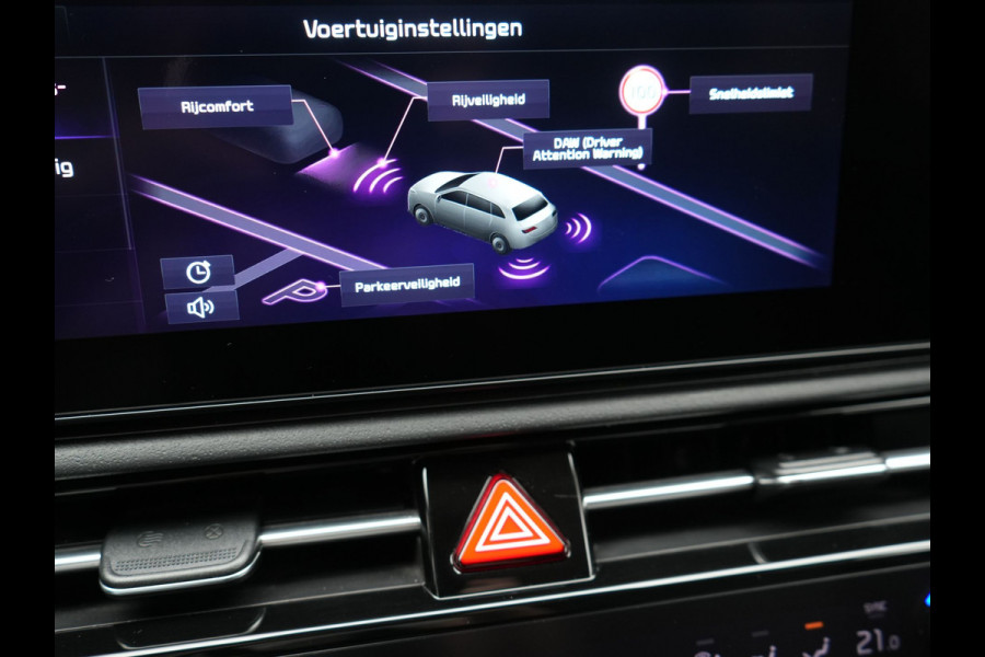 Kia Niro 1.6 GDi DynamicLine PHEV 182pk Dealer O.H. | Adaptive Cruise | Camera | Sportstoelen & Stuur Verwarmd | Sfeerverlichting | Apple Carplay | Keyless | Blis | Navigatie | DAB | LED Koplampen | Virtual | Plug In Hybrid |