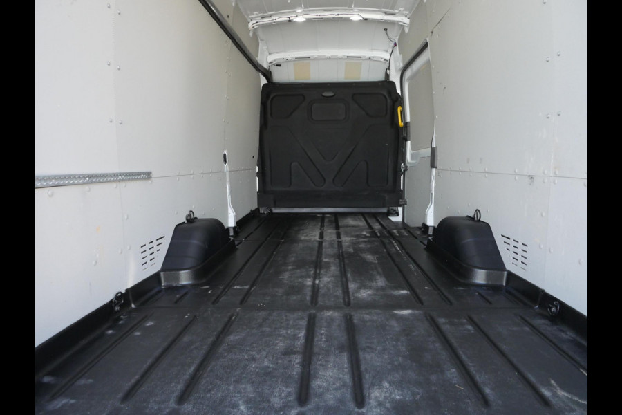 Ford Transit 2.0 TDCI 170PK, L4H3, Automaat, Airco