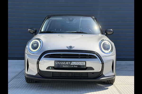 MINI Mini 1.5 Cooper 136 PK Camden Plus Edition Automaat / Camera / Navigatie