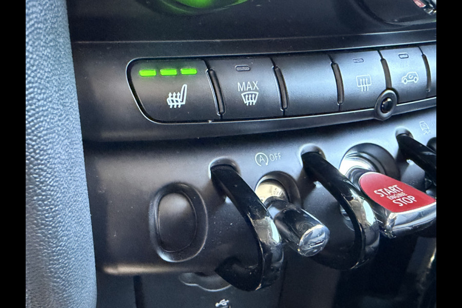 MINI Mini 1.5 Cooper 136 PK Camden Plus Edition Automaat / Camera / Navigatie