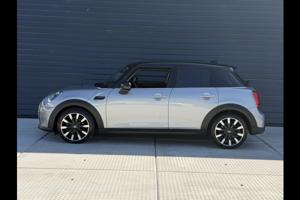 MINI Mini 1.5 Cooper 136 PK Camden Plus Edition Automaat / Camera / Navigatie