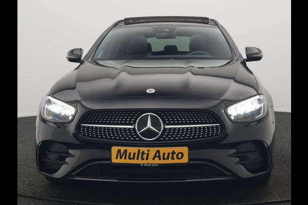 Mercedes-Benz E-Klasse Estate 300 e AMG Line PHEV 320pk Dealer O.H. | Panodak | Camera | Alcantara Sportstoelen Verwarmd | Sfeerverlichting | Blis | Apple Carplay | Night Pakket | Virtual | Navigatie | DAB | Plug In Hybrid |