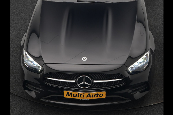Mercedes-Benz E-Klasse Estate 300 e AMG Line PHEV 320pk Dealer O.H. | Panodak | Camera | Alcantara Sportstoelen Verwarmd | Sfeerverlichting | Blis | Apple Carplay | Night Pakket | Virtual | Navigatie | DAB | Plug In Hybrid |