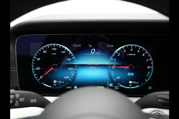 Mercedes-Benz E-Klasse Estate 300 e AMG Line PHEV 320pk Dealer O.H. | Panodak | Camera | Alcantara Sportstoelen Verwarmd | Sfeerverlichting | Blis | Apple Carplay | Night Pakket | Virtual | Navigatie | DAB | Plug In Hybrid |