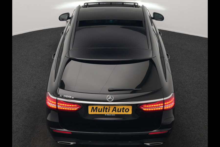 Mercedes-Benz E-Klasse Estate 300 e AMG Line PHEV 320pk Dealer O.H. | Panodak | Camera | Alcantara Sportstoelen Verwarmd | Sfeerverlichting | Blis | Apple Carplay | Night Pakket | Virtual | Navigatie | DAB | Plug In Hybrid |