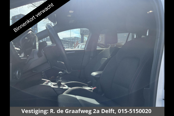 Ford FOCUS Wagon 1.0 EcoBoost ST Line Sports Business | Navigatie | Parkeersensoren | Climate Control |