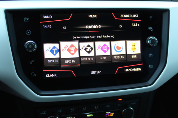 Seat Arona 1.0-115pk TSI Xcellence Business Intense AUTOMAAT ! Gun uzelf het plezier en comfort van een automaat ! Autm. airco dual, cruise cntrl, LM wielen, keyless entry-keyless go, camera, parkeersensoren v en a, dodehoek ass., LED verl., navigatie, telefoonvoorb. etc